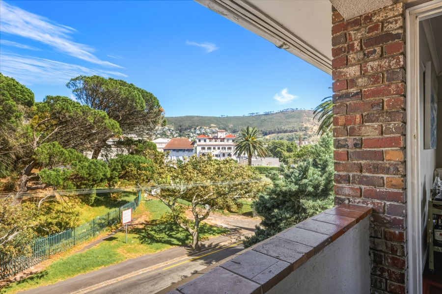 To Let 2 Bedroom Property for Rent in Gardens Western Cape